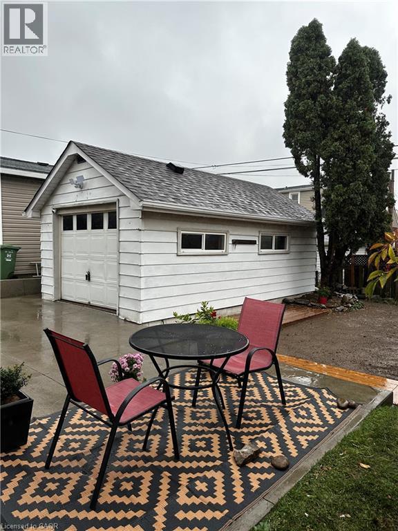 232 Rodgers Road, Hamilton, ON - Outdoor