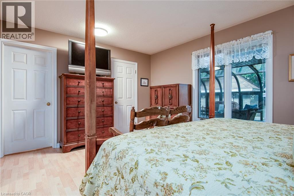 372 Gatestone Boulevard, Waterloo, ON - Indoor Photo Showing Bedroom