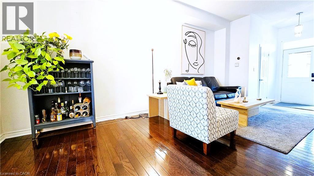 355 Hobbs Crescent, Milton, ON - Indoor