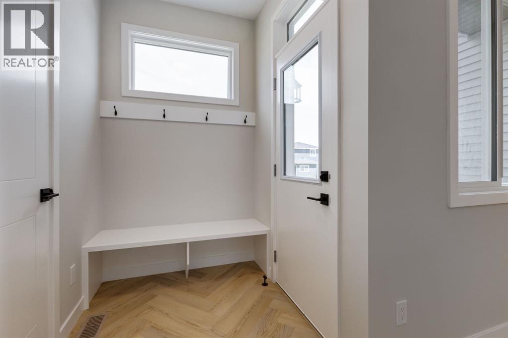 780 Sora Boulevard Se, Calgary, AB - Indoor Photo Showing Other Room