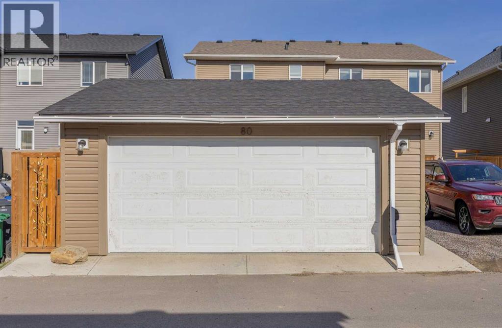 Double detached garage - 80 Wolf Gate, Okotoks, AB - Outdoor With Exterior