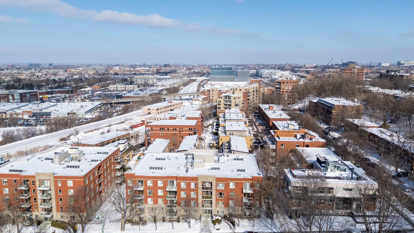 Aerial photo - 405-1085 Av. Pratt, Montréal (Outremont), QC - Outdoor With View