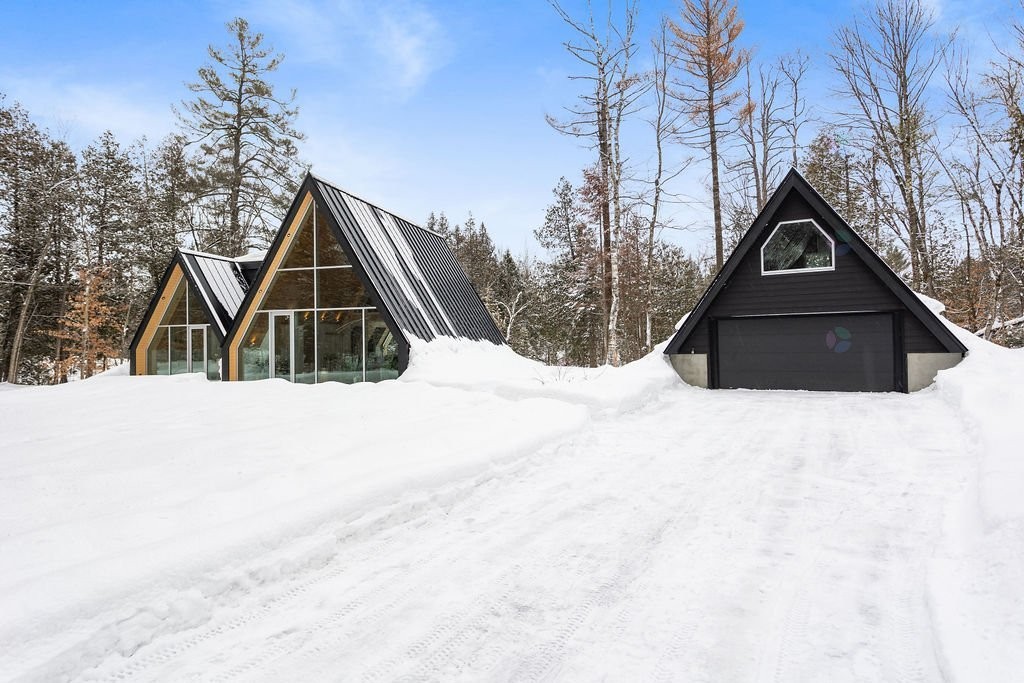 Front of Structure - 481 Côte St-Patrick, Saint-Colomban, QC - Outdoor