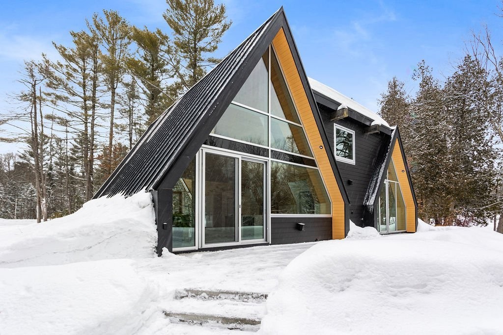 Back of Structure - 481 Côte St-Patrick, Saint-Colomban, QC - Outdoor