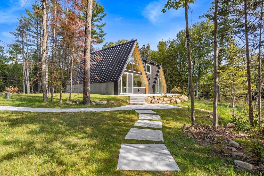 Back of Structure - 481 Côte St-Patrick, Saint-Colomban, QC - Outdoor