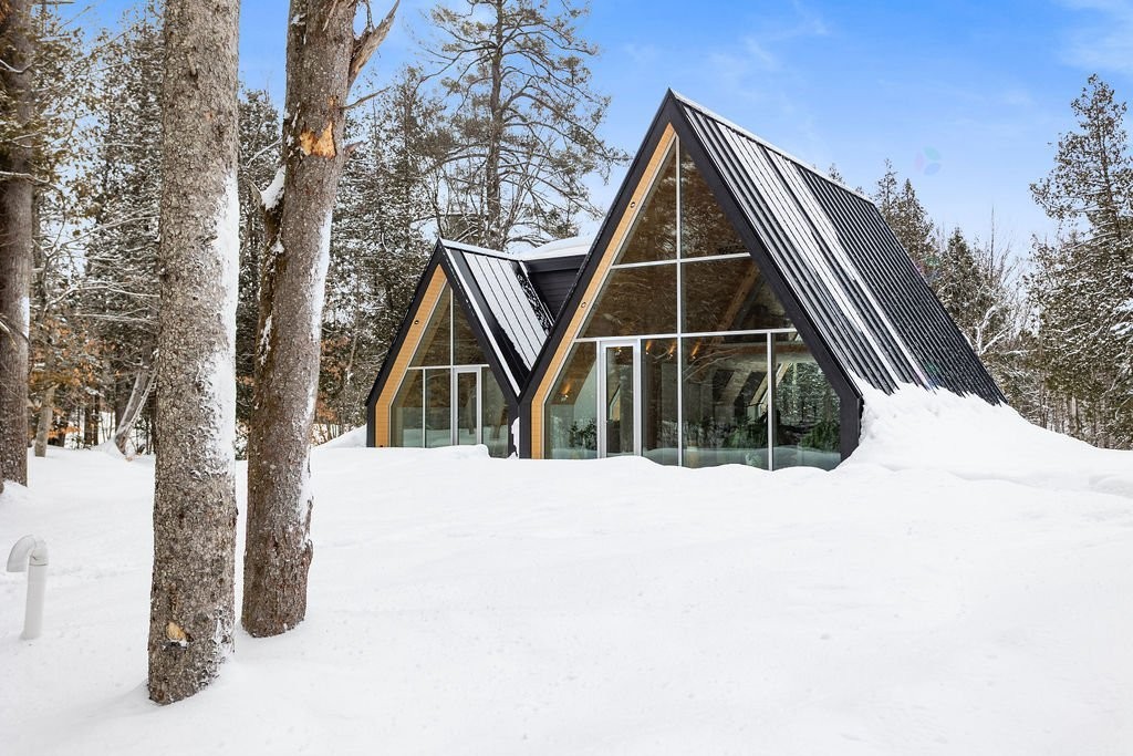 Front of Structure - 481 Côte St-Patrick, Saint-Colomban, QC - Outdoor