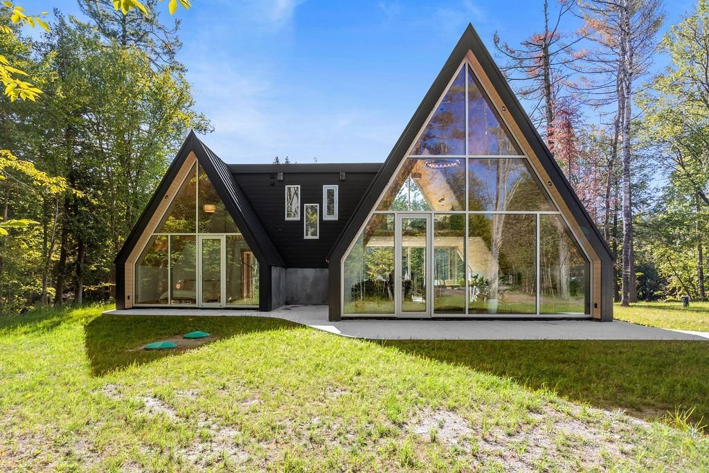 Front of Structure - 481 Côte St-Patrick, Saint-Colomban, QC - Outdoor