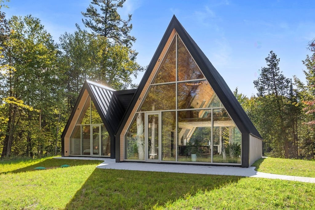 Front of Structure - 481 Côte St-Patrick, Saint-Colomban, QC - Outdoor