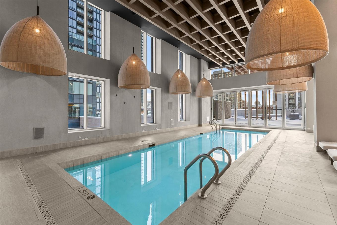 Salle communautaire - 3005-1288 Rue St-Antoine O., Montréal (Ville-Marie), QC - Indoor Photo Showing Other Room With In Ground Pool