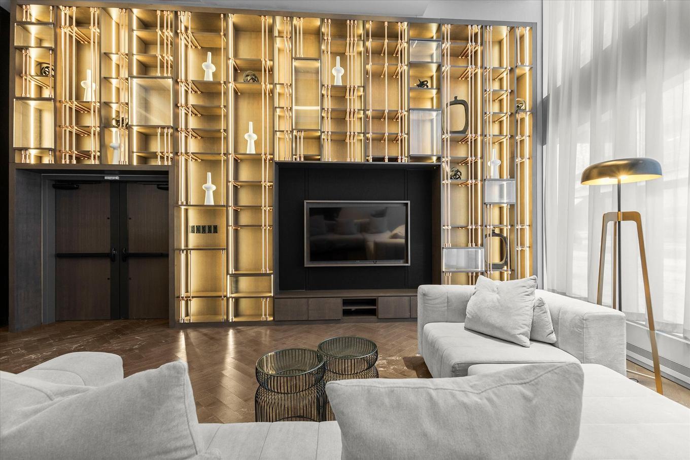 Salle communautaire - 3005-1288 Rue St-Antoine O., Montréal (Ville-Marie), QC - Indoor Photo Showing Living Room With Fireplace