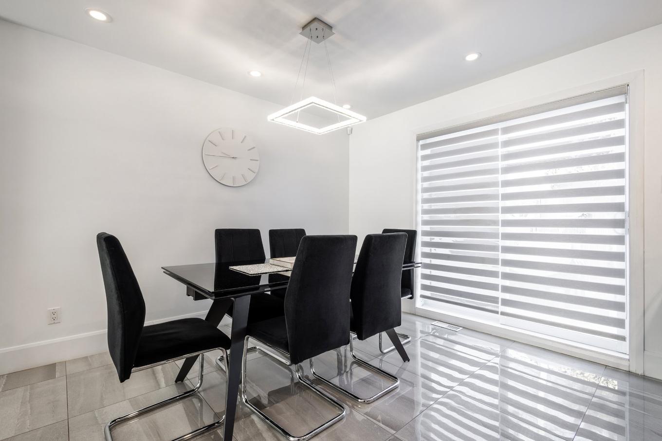 Salle à manger - 12247 Rue Emmanuel-Briffa, Montréal (Rivière-Des-Prairies/Pointe-Aux-Trembles), QC - Indoor Photo Showing Dining Room