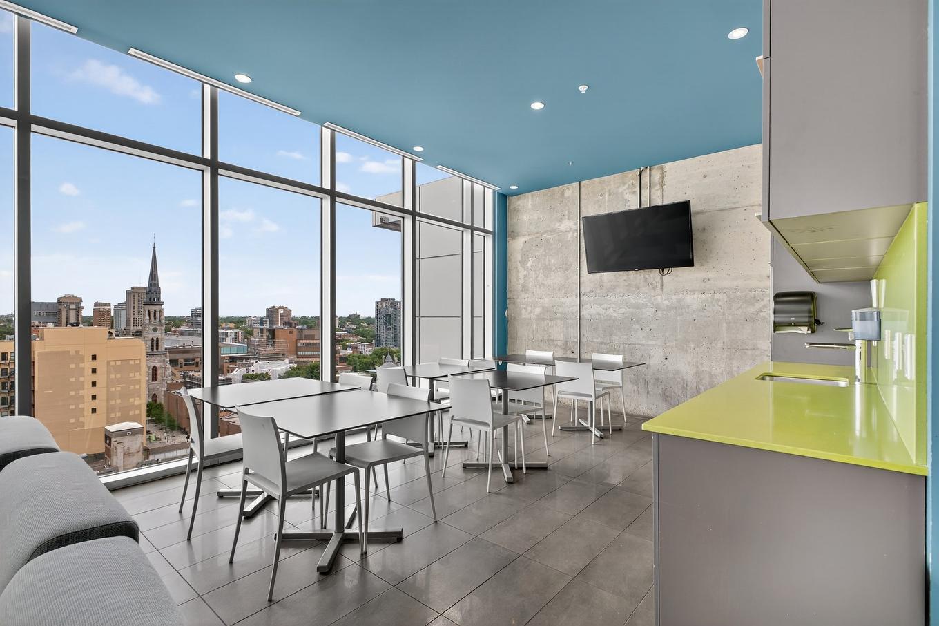 Salle communautaire - 1007-1150 Rue St-Denis, Montréal (Ville-Marie), QC - Indoor Photo Showing Dining Room