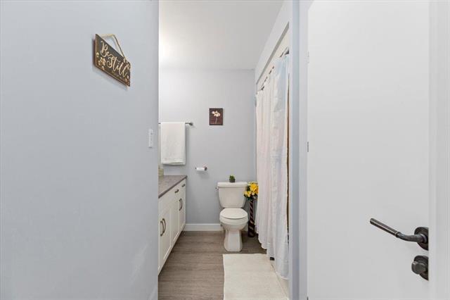 77 Amberfield Dr, Mitchell, MB