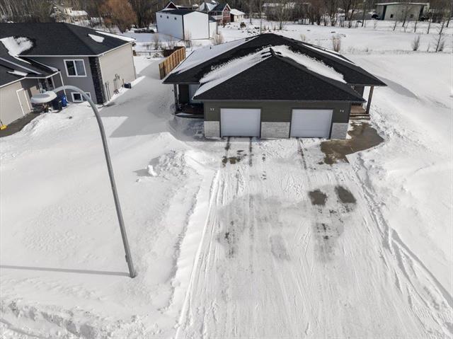 79 Amberfield Dr, Mitchell, MB