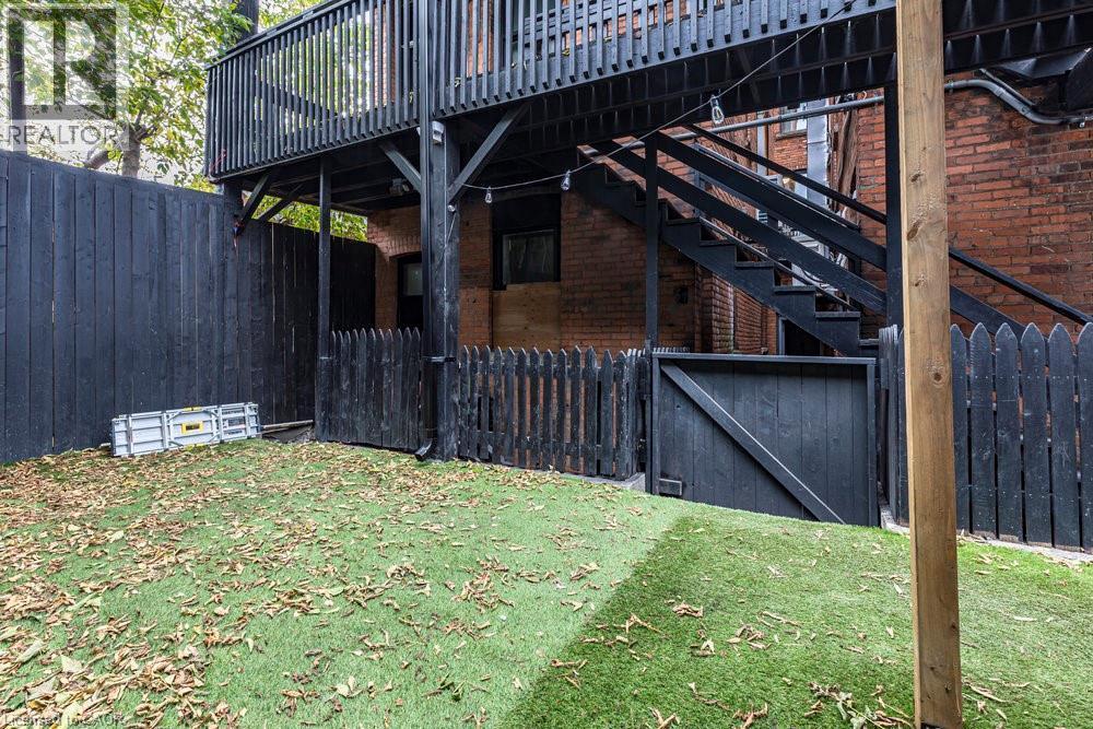 309 Barton Street E, Hamilton, ON