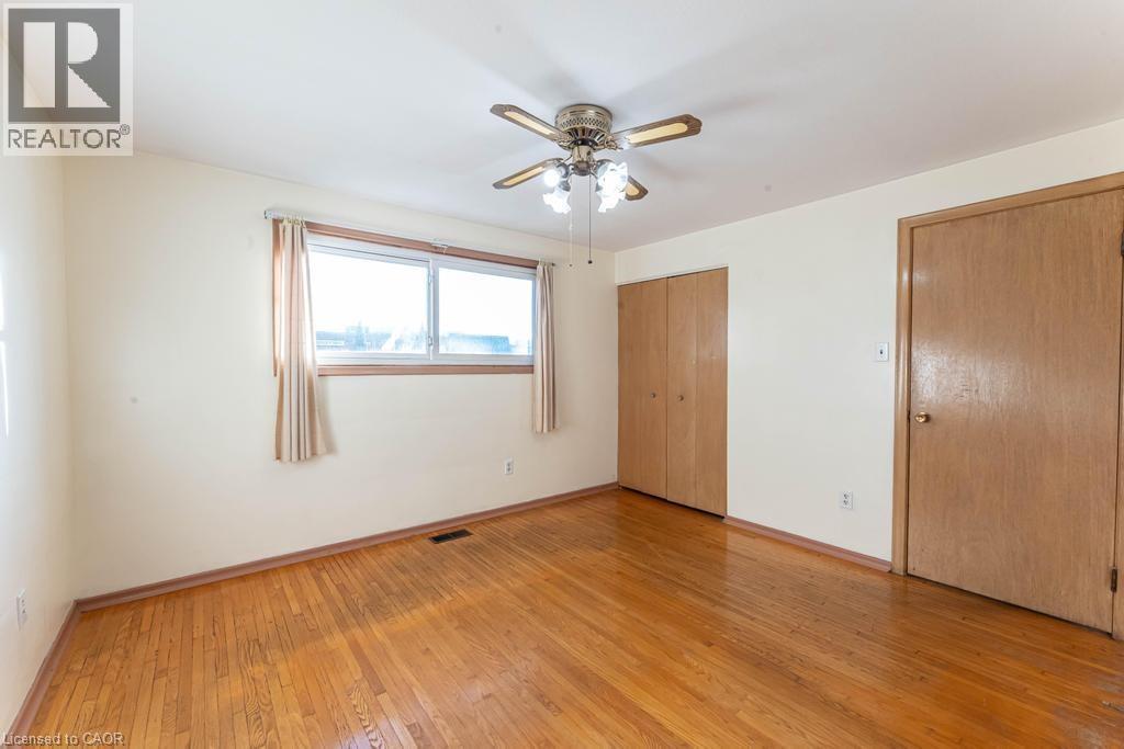 69 Buckingham Drive, Hamilton, ON - Indoor Photo Showing Other Room