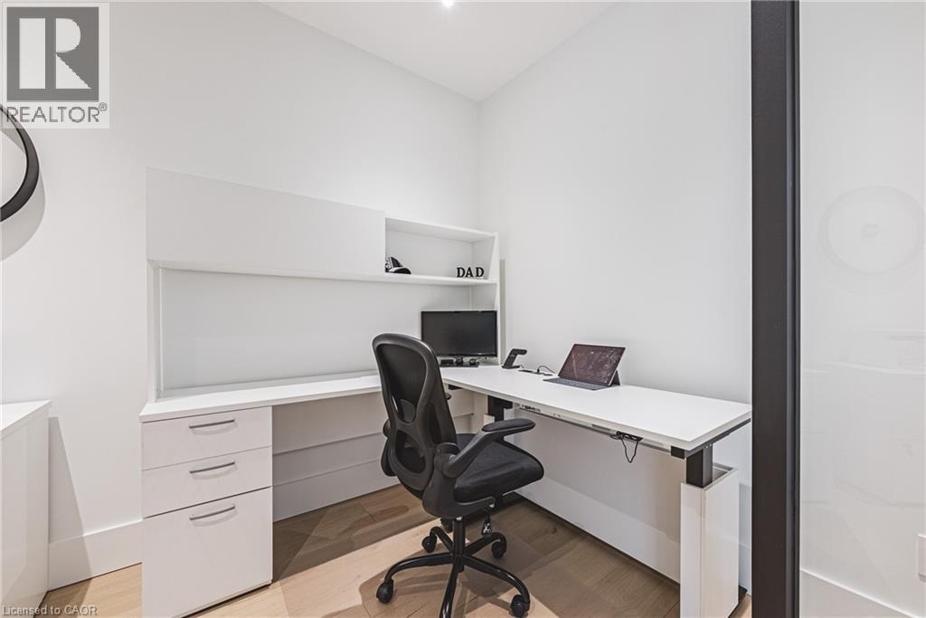 135 Eleanor Avenue, Hamilton, ON - Indoor Photo Showing Office