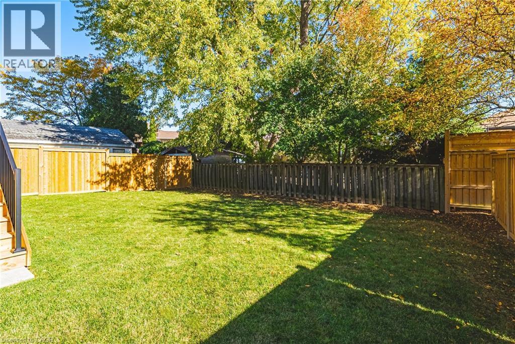 135 Eleanor Avenue, Hamilton, ON - Outdoor With Backyard