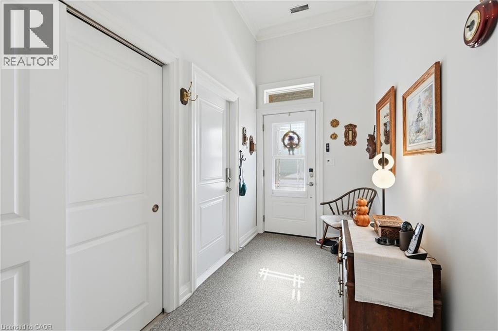 34 Cardinal Mindszenty Boulevard, Hamilton, ON - Indoor Photo Showing Other Room