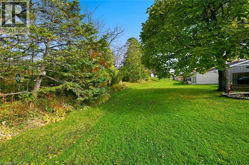 34 Cardinal Mindszenty Boulevard, Hamilton, ON - Outdoor