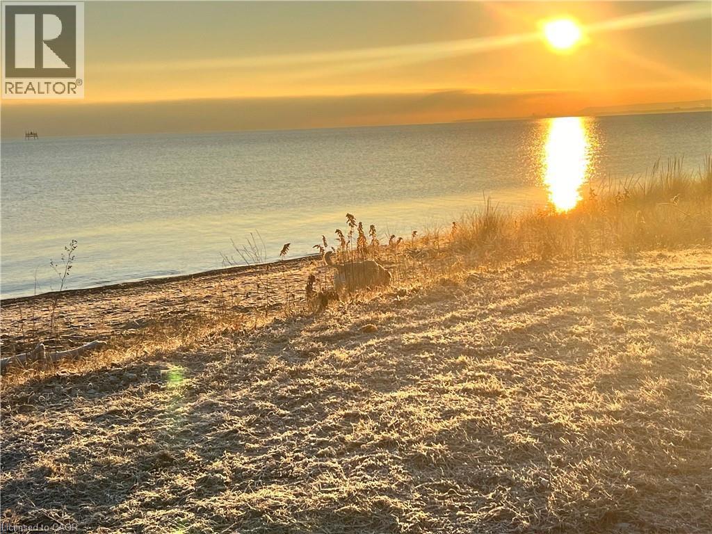 337 Beach Boulevard Unit# 7, Hamilton, ON - Outdoor With Body Of Water With View