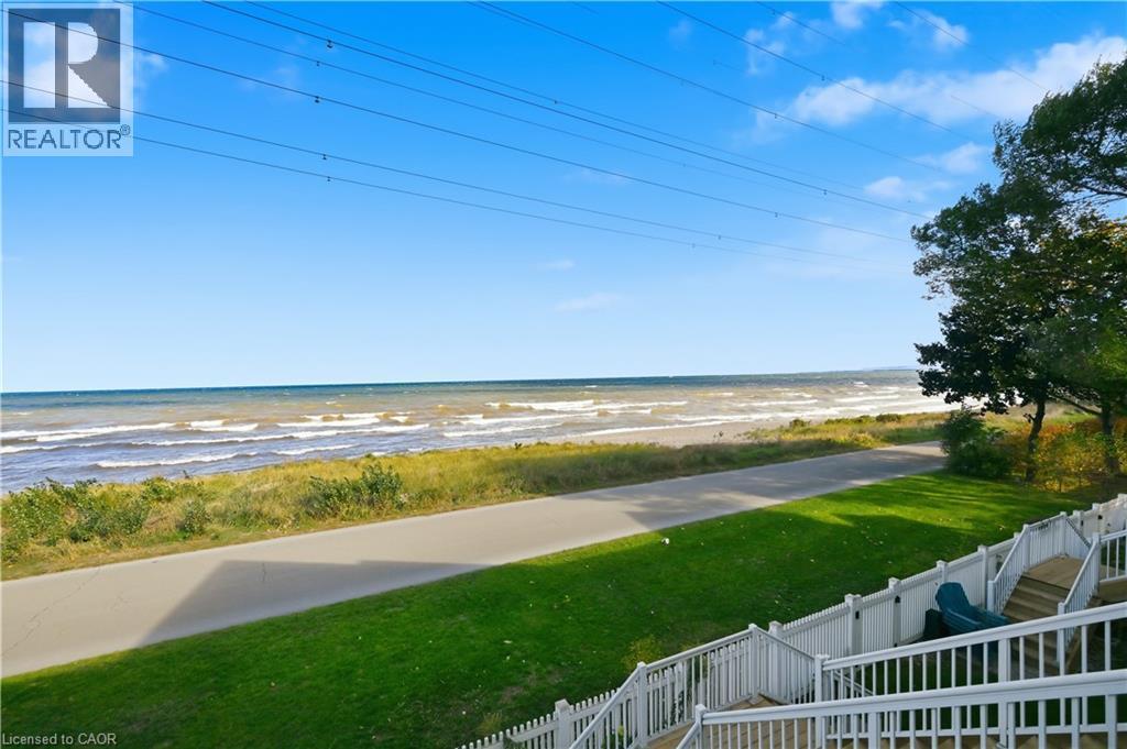 337 Beach Boulevard Unit# 7, Hamilton, ON - Outdoor With View