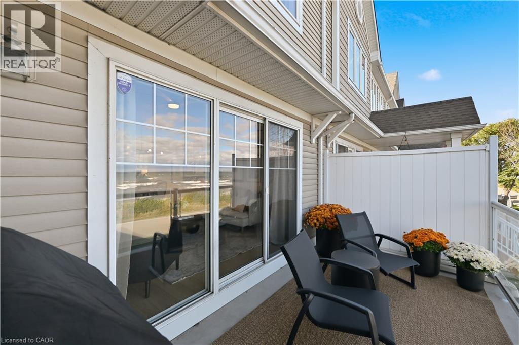 337 Beach Boulevard Unit# 7, Hamilton, ON - Outdoor With Balcony With Deck Patio Veranda With Exterior