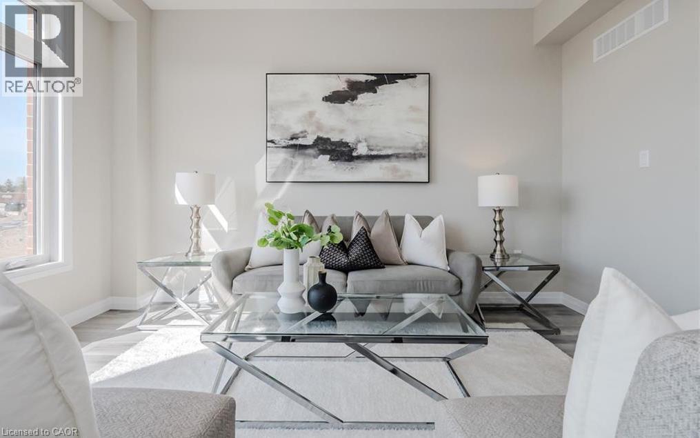 66 Ayr Meadows Crescent, Ayr, ON - Indoor Photo Showing Living Room