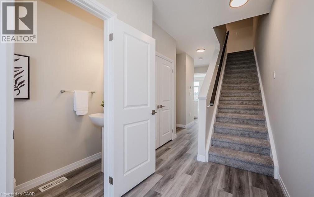 66 Ayr Meadows Crescent, Ayr, ON - Indoor Photo Showing Other Room