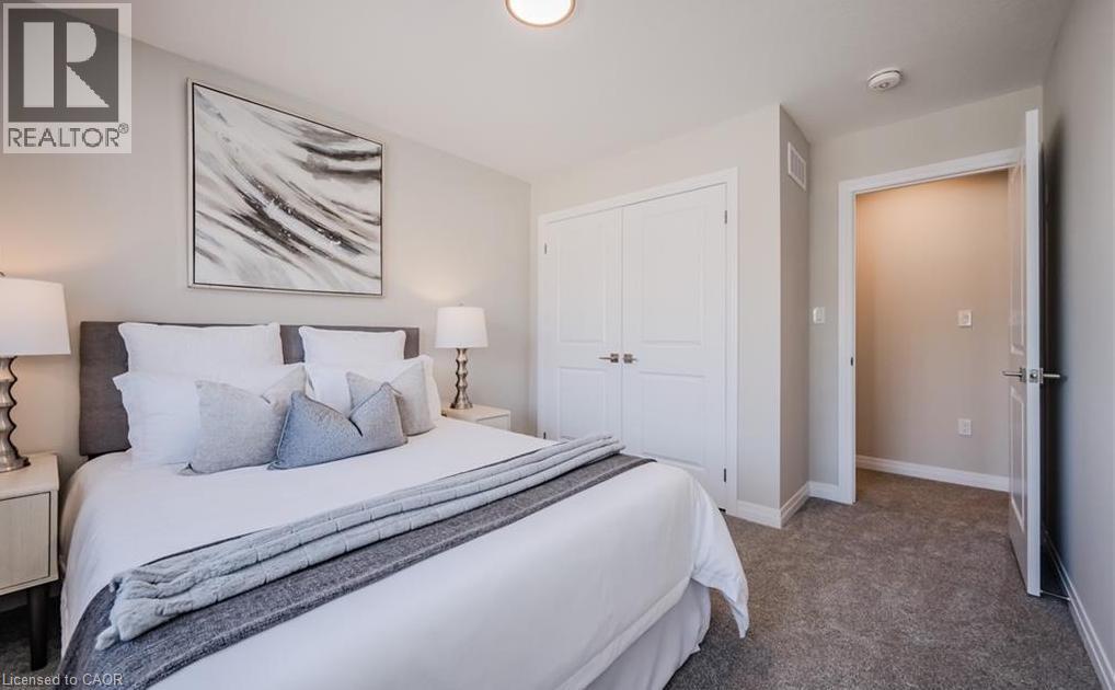 66 Ayr Meadows Crescent, Ayr, ON - Indoor Photo Showing Bedroom