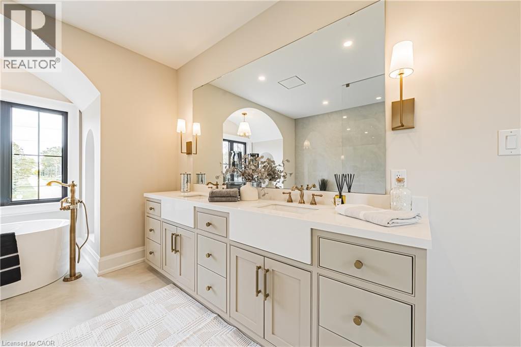 362 Harmony Hall Drive, Ancaster, ON - Indoor Photo Showing Bathroom