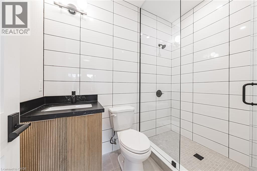 362 Harmony Hall Drive, Ancaster, ON - Indoor Photo Showing Bathroom