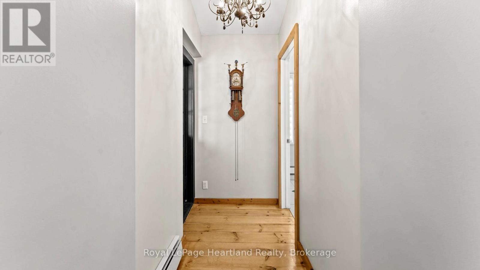 162 Wellington Street S, Goderich (Goderich (Town)), ON - Indoor Photo Showing Other Room