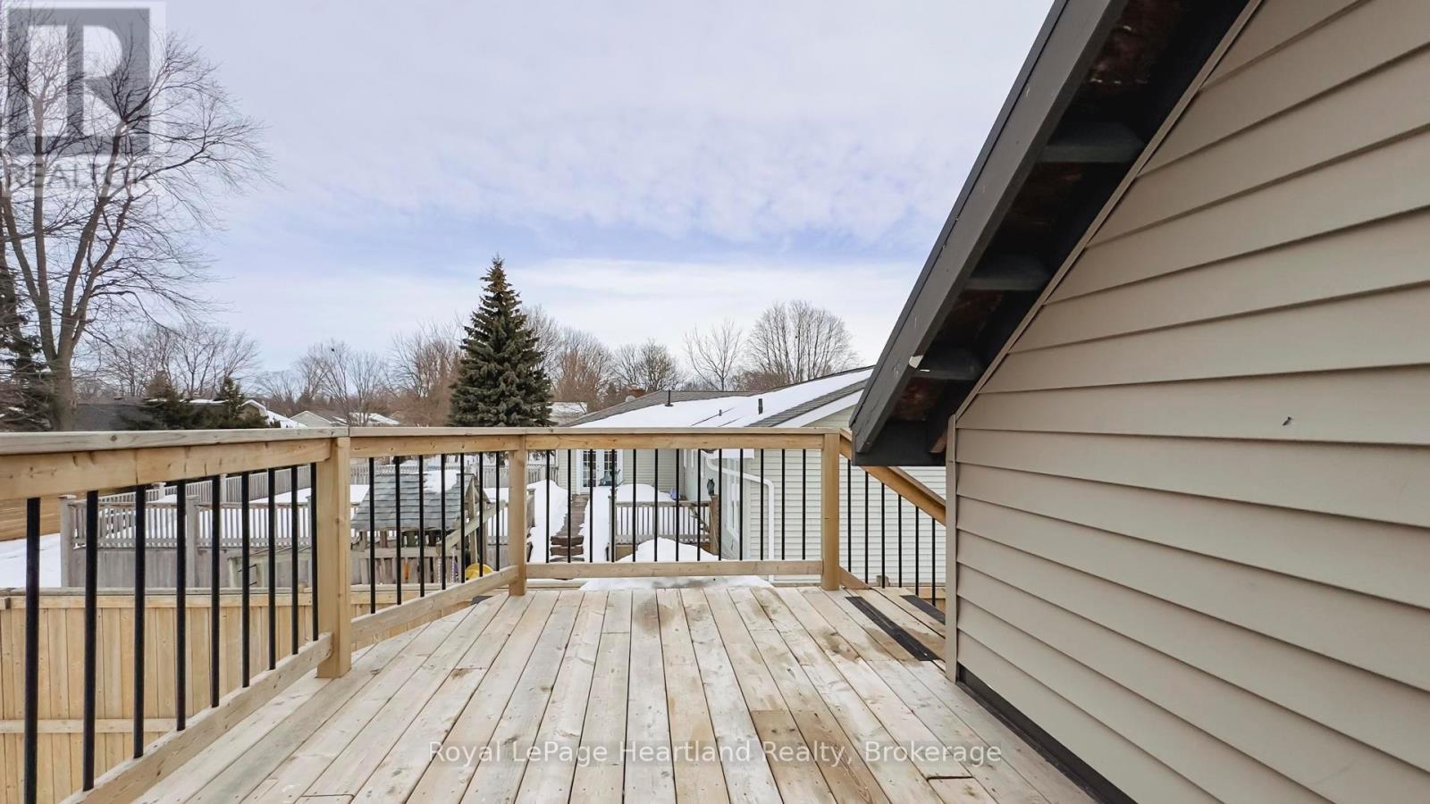 162 Wellington Street S, Goderich (Goderich (Town)), ON - Outdoor With Deck Patio Veranda With Exterior