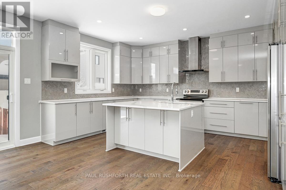 Kitchen - 147 Aquarium Avenue, Ottawa, ON - Indoor Photo Showing Kitchen With Upgraded Kitchen