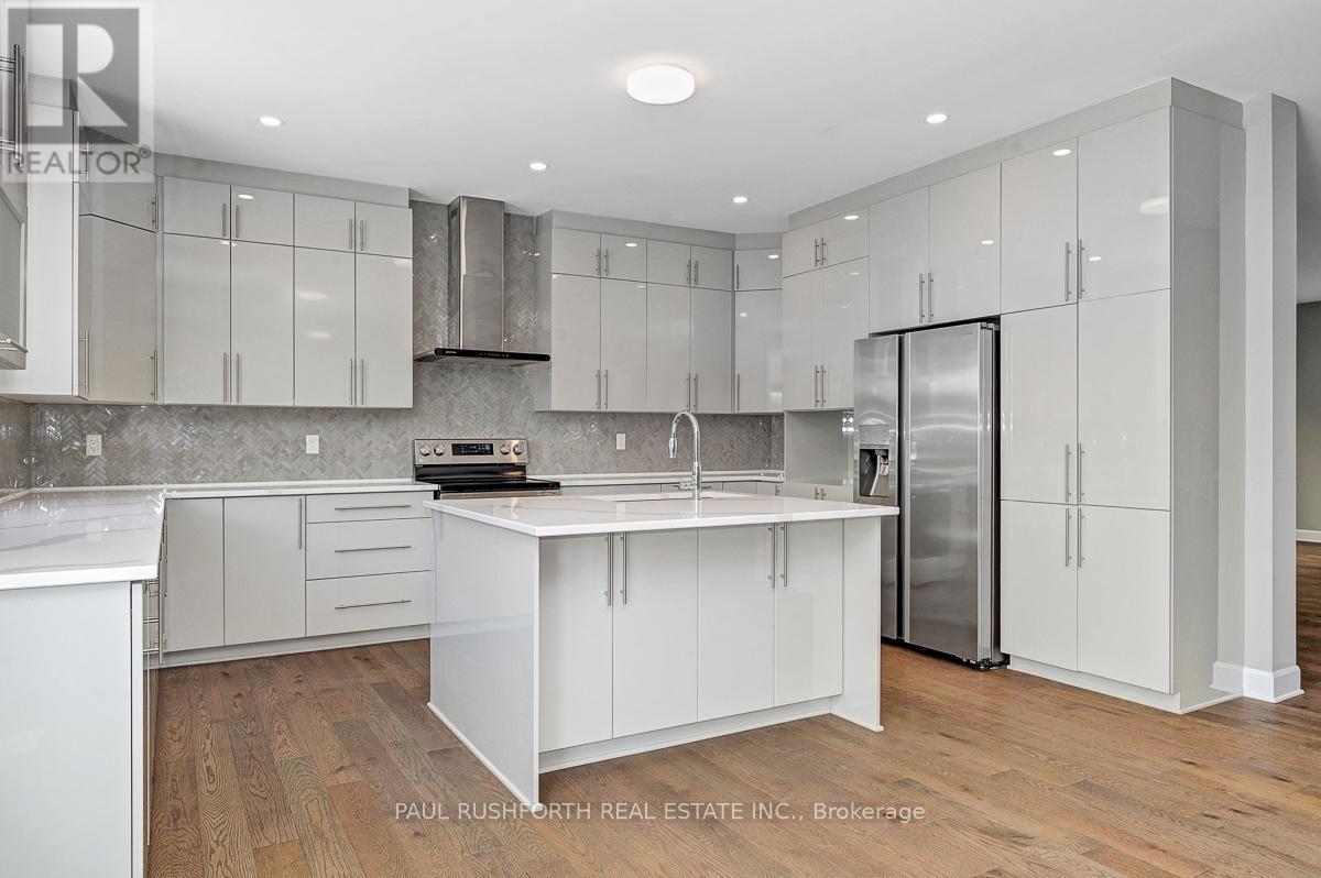 Kitchen - 147 Aquarium Avenue, Ottawa, ON - Indoor Photo Showing Kitchen With Upgraded Kitchen