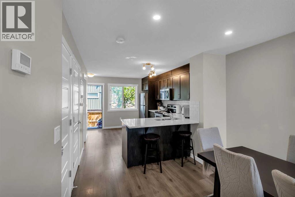 142 Red Embers Gate Ne, Calgary, AB - Indoor