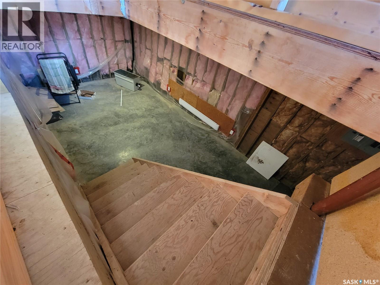 11 & 12 Mirror Place, Macklin, SK - Indoor Photo Showing Other Room