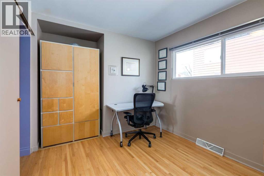 55 Heston Street Nw, Calgary, AB - Indoor Photo Showing Office