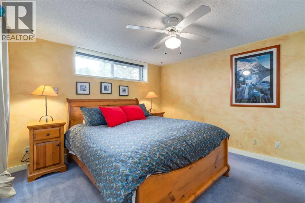 55 Heston Street Nw, Calgary, AB - Indoor Photo Showing Bedroom