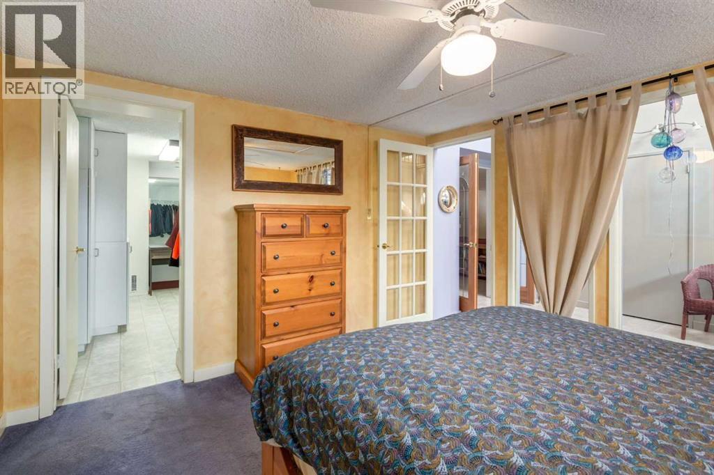 55 Heston Street Nw, Calgary, AB - Indoor Photo Showing Bedroom