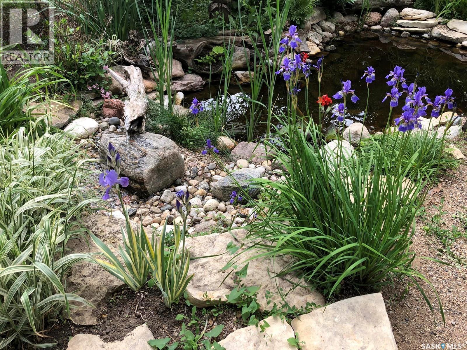 531 Scott Street, Weyburn, SK - Outdoor