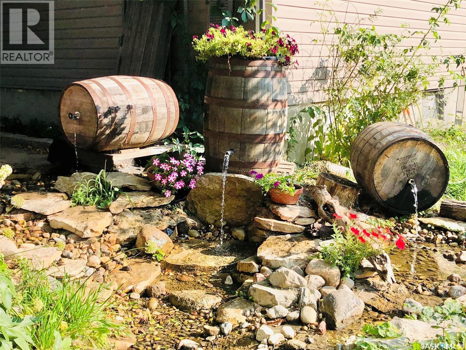 531 Scott Street, Weyburn, SK - Outdoor