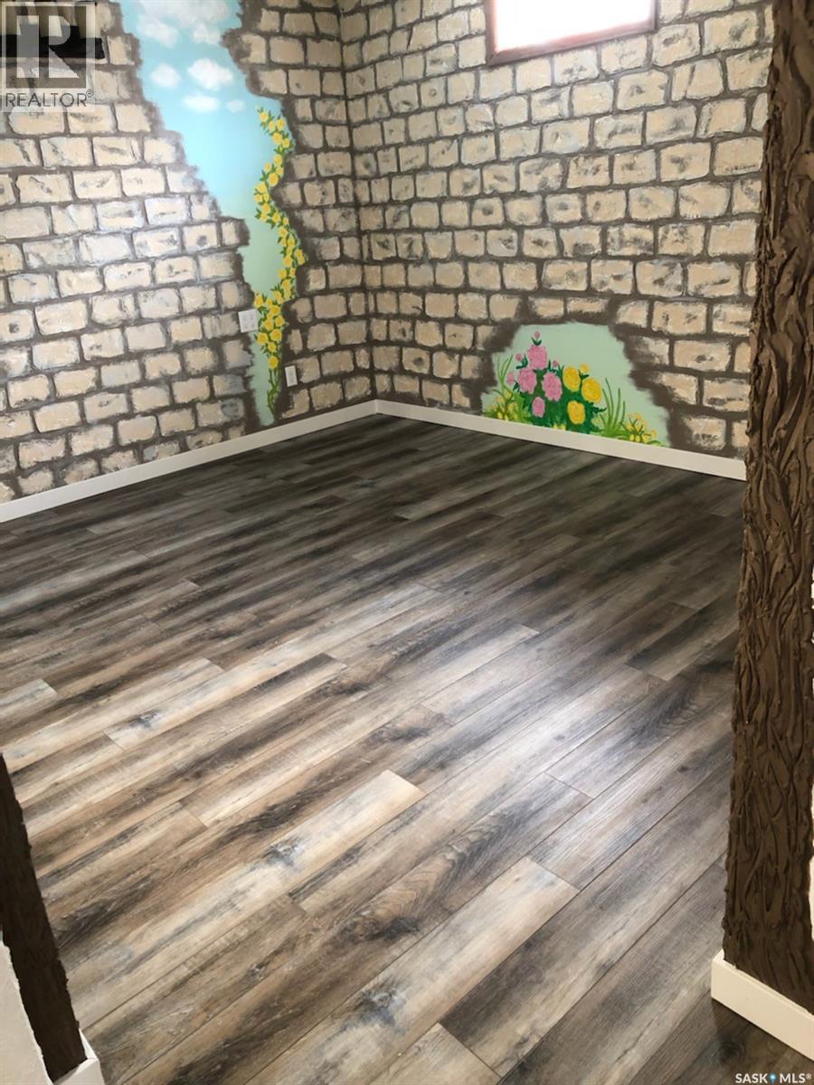 531 Scott Street, Weyburn, SK -