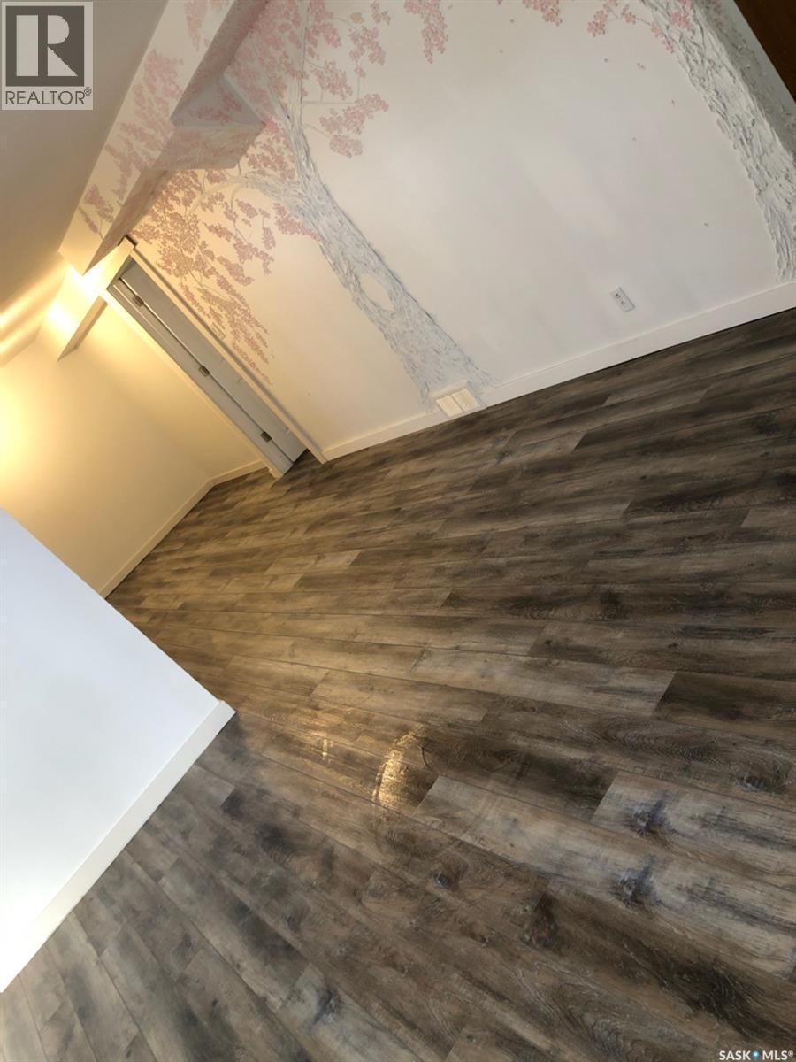 531 Scott Street, Weyburn, SK - Indoor Photo Showing Other Room