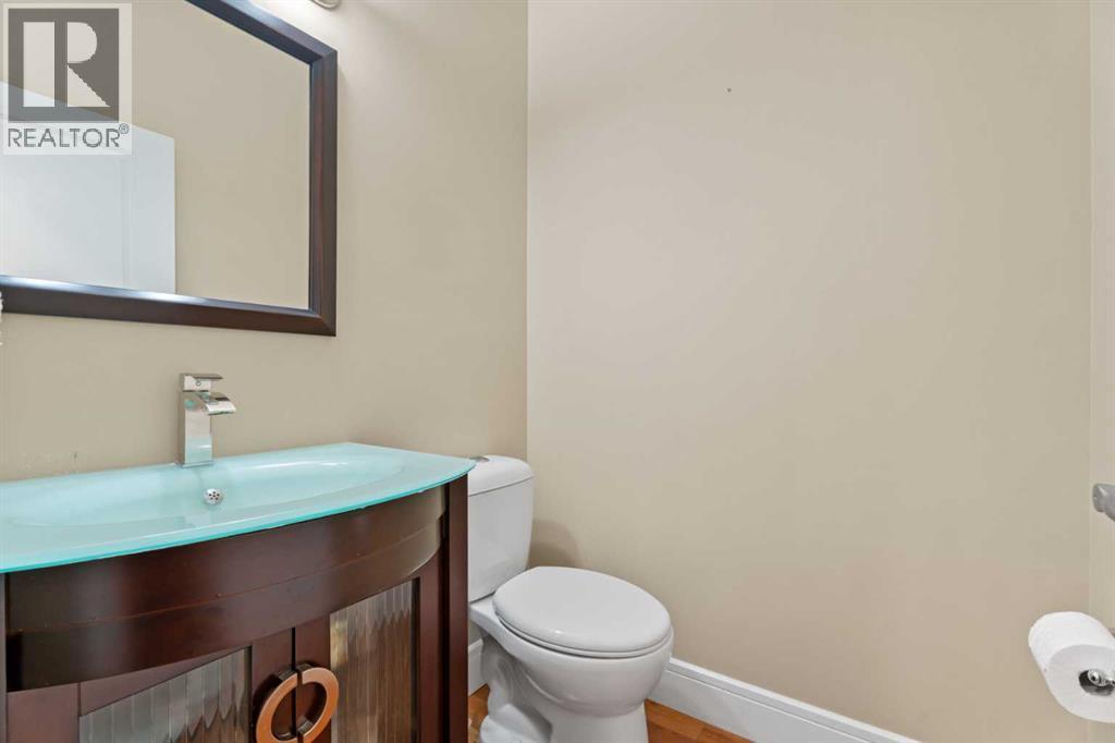 Powder Room - 113 Aspen Stone Place Sw, Calgary, AB - Indoor Photo Showing Bathroom