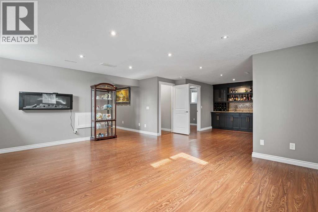Rec room in the basement - 113 Aspen Stone Place Sw, Calgary, AB - Indoor
