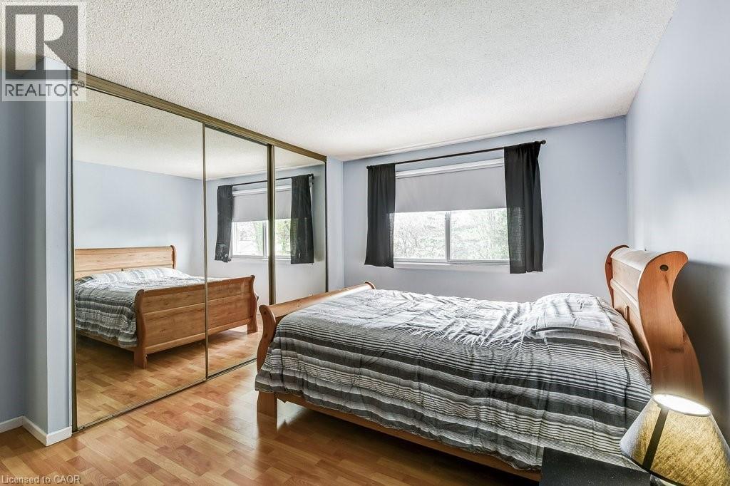 2779 Andorra Circle, Mississauga, ON - Indoor Photo Showing Bedroom