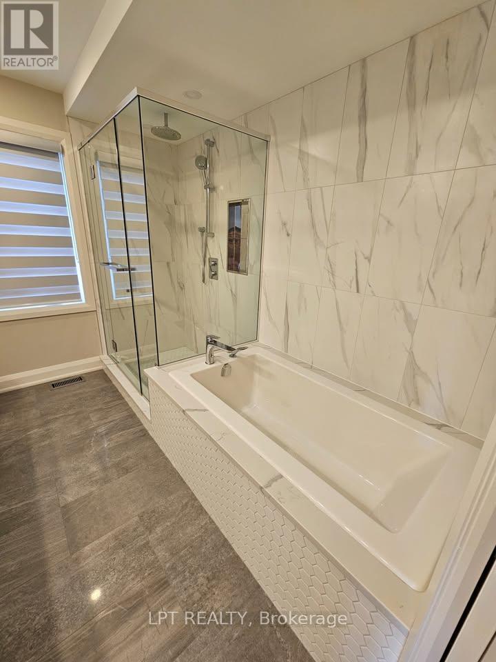 443 Dawson Avenue, Ottawa, ON - Indoor Photo Showing Bathroom