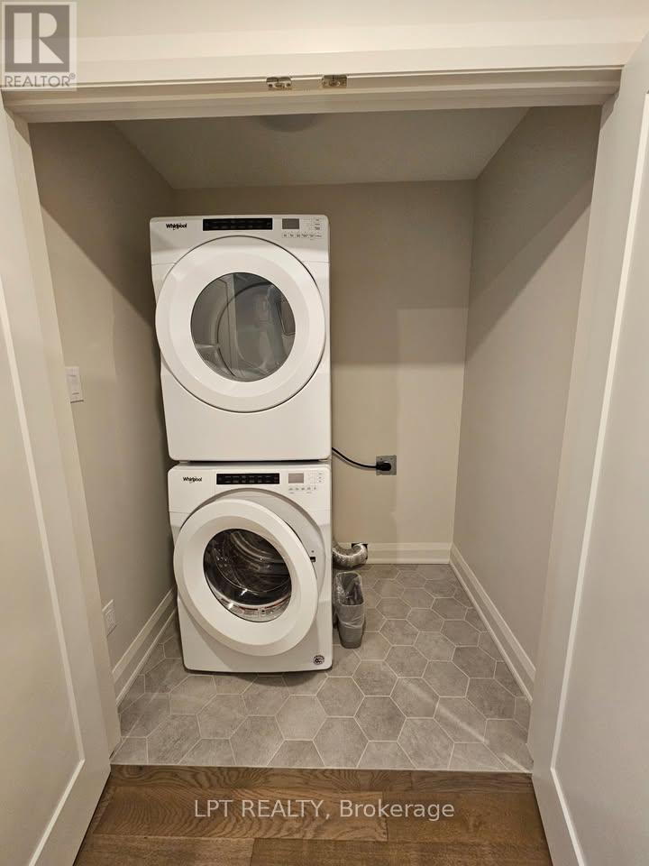443 Dawson Avenue, Ottawa, ON - Indoor Photo Showing Laundry Room